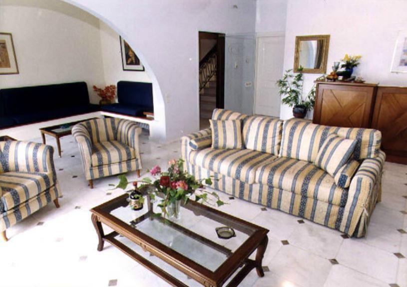 Villa C & C Delphi Exterior foto